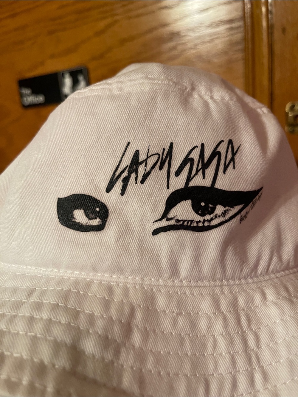 Lady Gaga Born This Way Eyes White Bucket Hat - Picture 6 of 6